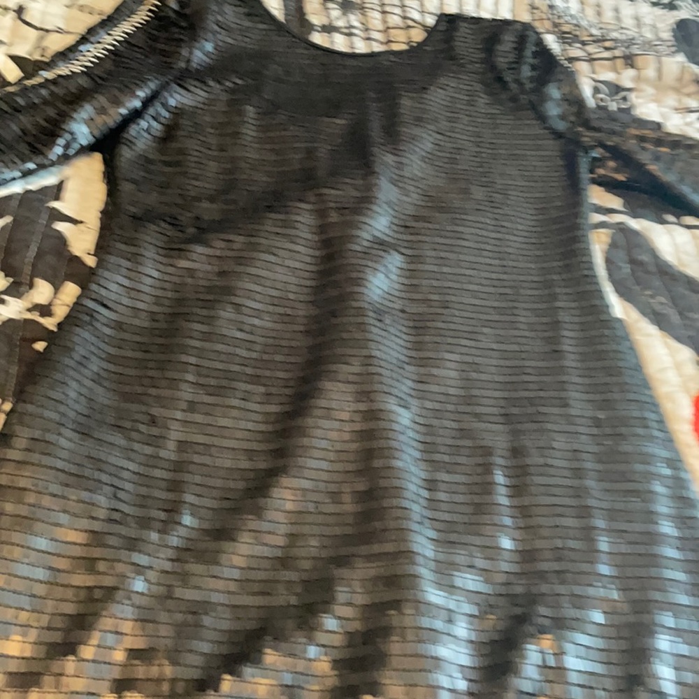 Distrubia scale with v back and chains size medium